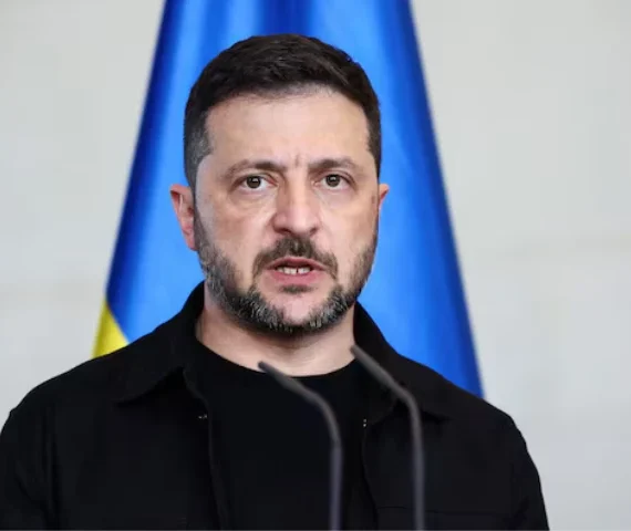 ukrainian president volodymyr zelenskiy attends a press conference in berlin germany august 13 2025 reuters