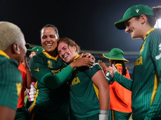 nadine de klerk unleashed a blistering 84 not out off 54 balls smashing 8 fours and 5 sixes to guide south africa to a thrilling three wicket victory over india photo icc