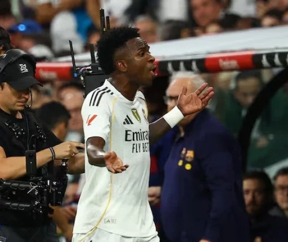 real madrid s vinicius junior reacts after being substituted photo reuters
