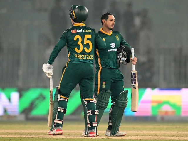 south africa s quinton de kock r celebrates with south africa s captain matthew breetzke l at the end of the second odi against pakistan at the iqbal stadium in faisalabad on november 6 photo afp